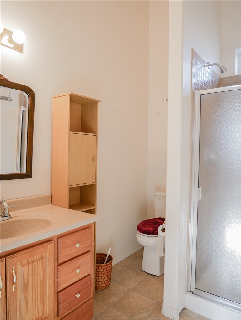 2575 Triangle S Street Kingman, AZ 86401 - Photo 41 of 45 a bathroom with a sink and a mirror