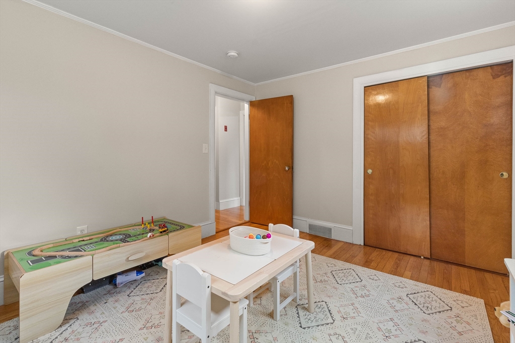 735 Whipple Road Tewksbury, MA 01876 - Photo 19 of 31 Gallery Image 19
