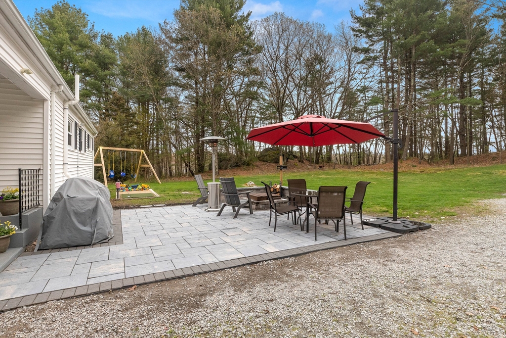 735 Whipple Road Tewksbury, MA 01876 - Photo 4 of 31 Gallery Image 4
