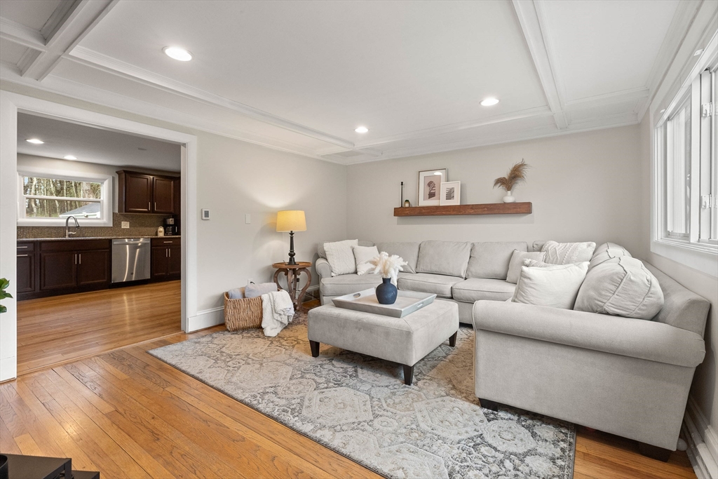 735 Whipple Road Tewksbury, MA 01876 - Photo 8 of 31 Gallery Image 8