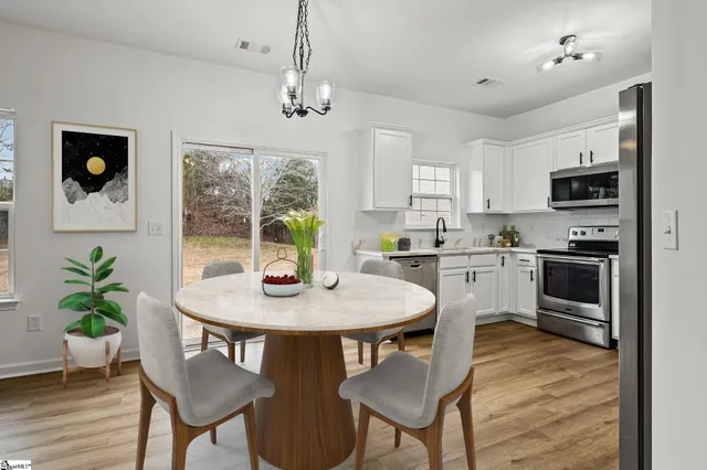 $335,000 | 29 Golden Acre Court, Simpsonville, SC 29681