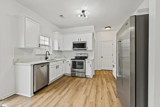 $335,000 | 29 Golden Acre Court, Simpsonville, SC 29681