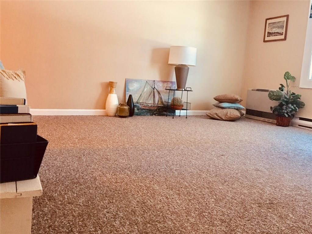 34 Ocean Park Road, Unit 37 Saco, ME 04072 - Photo 13 of 27 Open concept livingroom