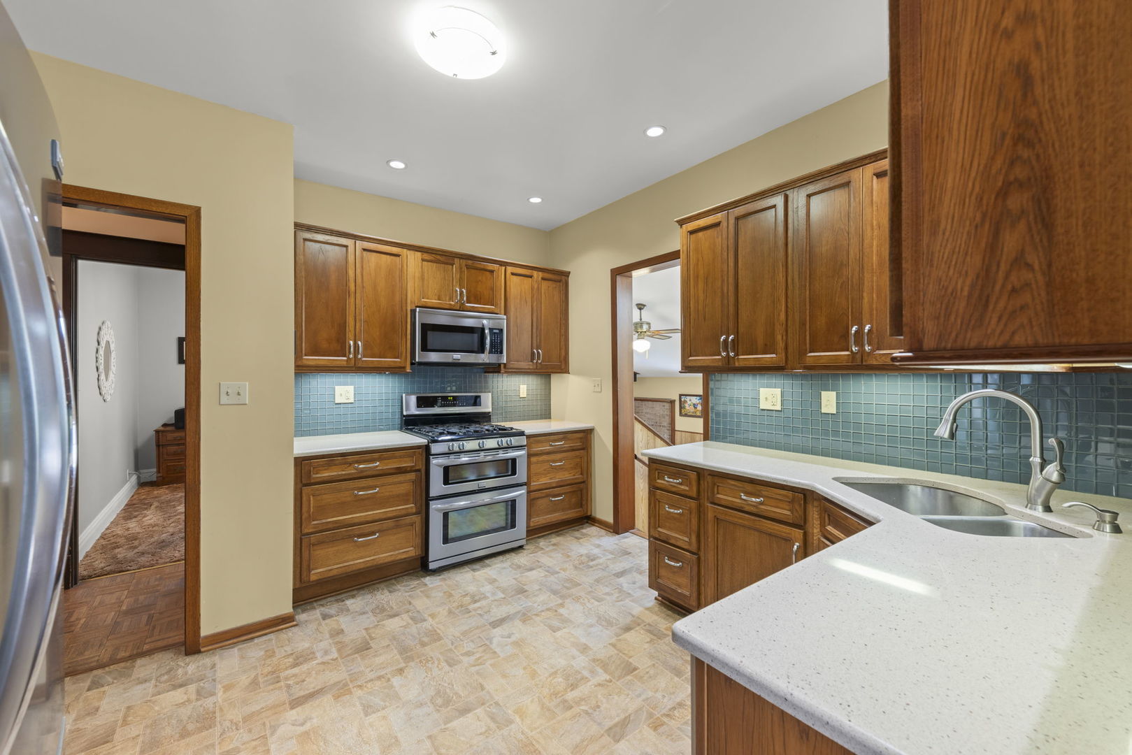 1924 Pine Road Homewood, IL 60430 - Photo 9 of 28