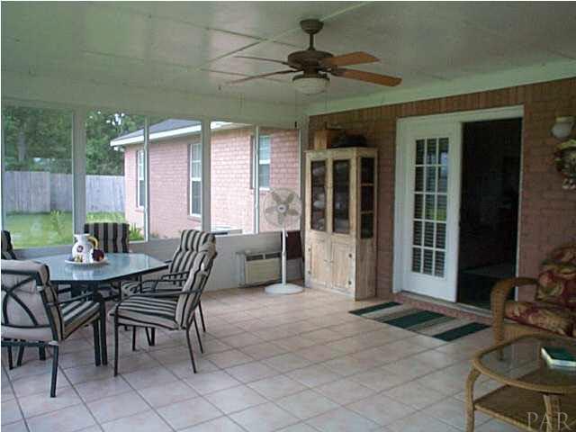 1937 Tate Road Cantonment, FL 32533 - Photo 4 of 19 Gallery Image 4