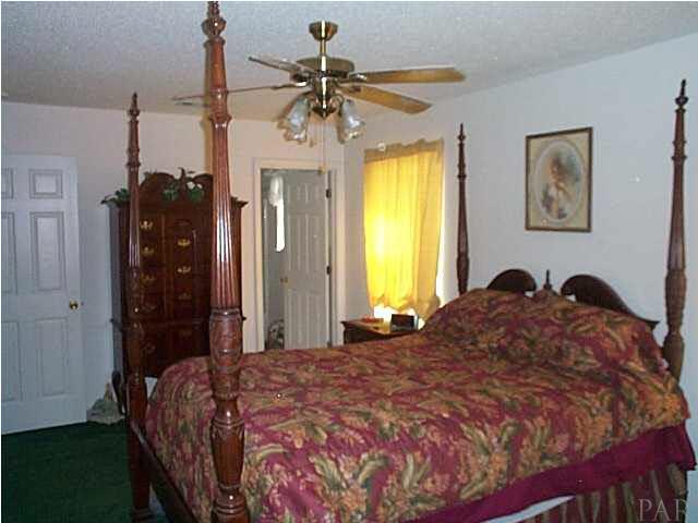 1937 Tate Road Cantonment, FL 32533 - Photo 7 of 19 Gallery Image 7