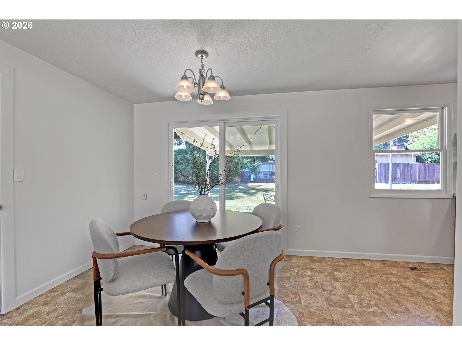 6755 Southwest Princess Avenue Beaverton, OR 97008 - Photo 10 of 28