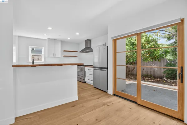 $1,275,000 | 912-914 61st Street, Oakland, CA 94608