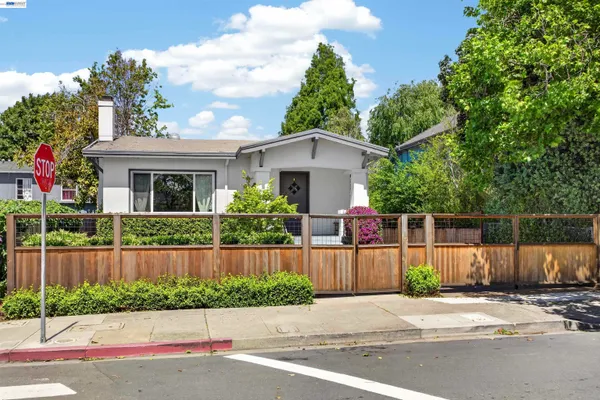 $1,275,000 | 912-914 61st Street, Oakland, CA 94608