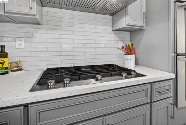 $1,275,000 | 912-914 61st Street, Oakland, CA 94608
