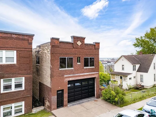 $390,000 | 24 West 5th Street, Duluth, MN 55806