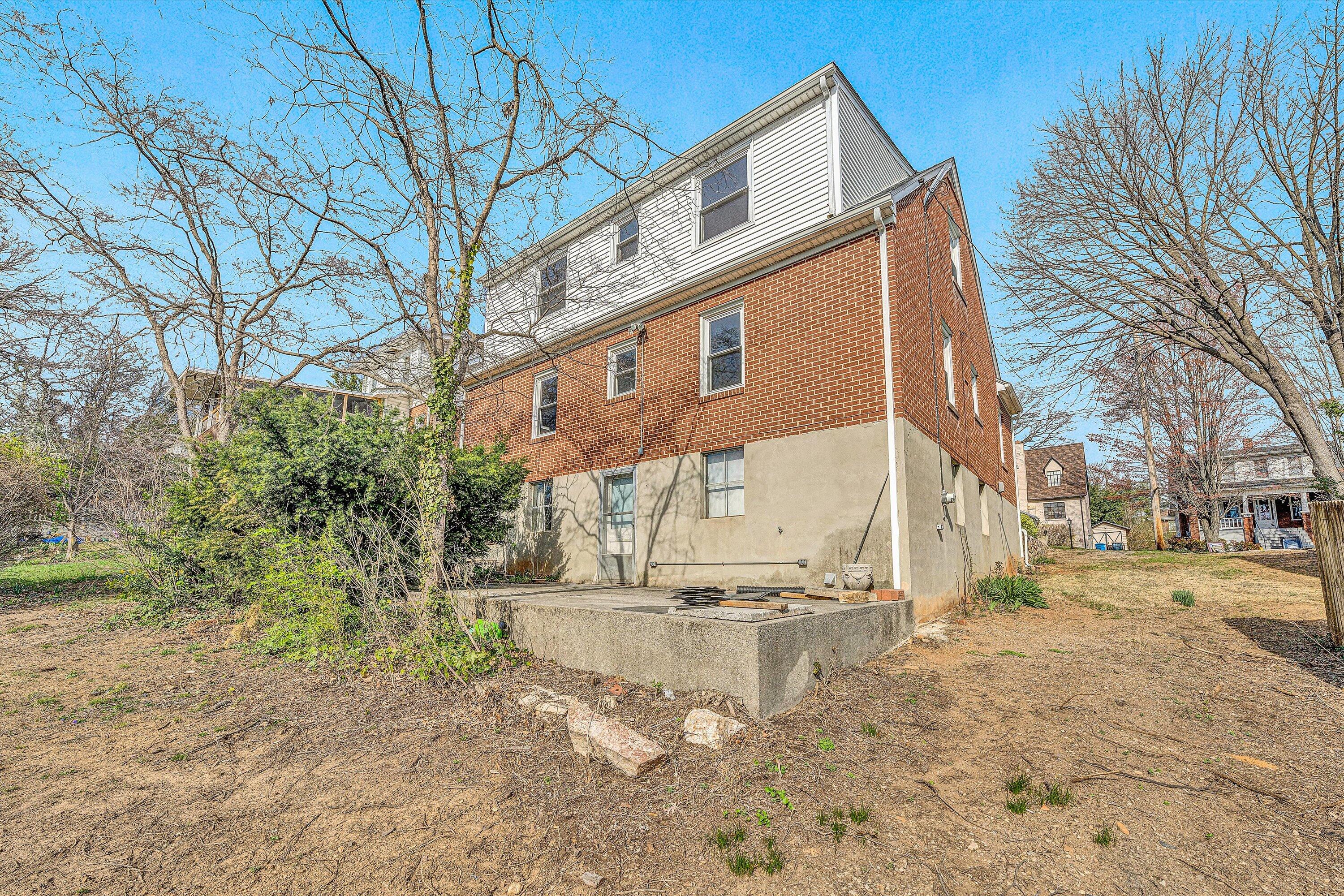 2014 Holley Road Roanoke, VA 24012 - Photo 26 of 28 27-DSC00500