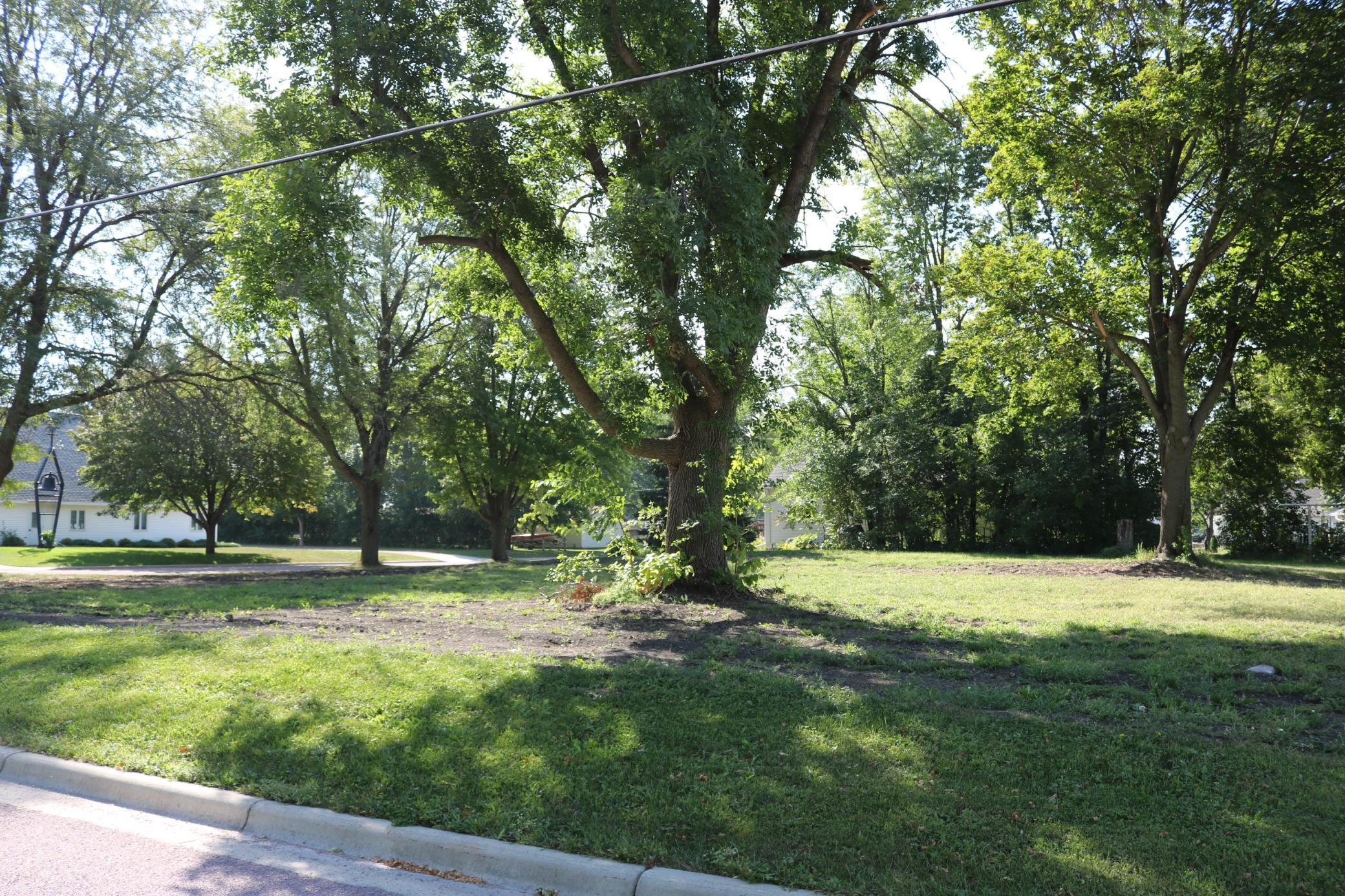 211 North Prairie Street Sherburn, MN 56171 - Photo 14 of 17