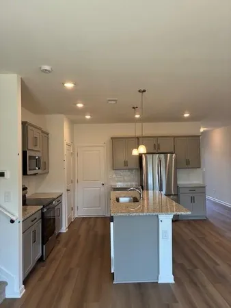 $2,100 | 328 Mountain Boulevard, Unit 2, Jasper, GA 30143