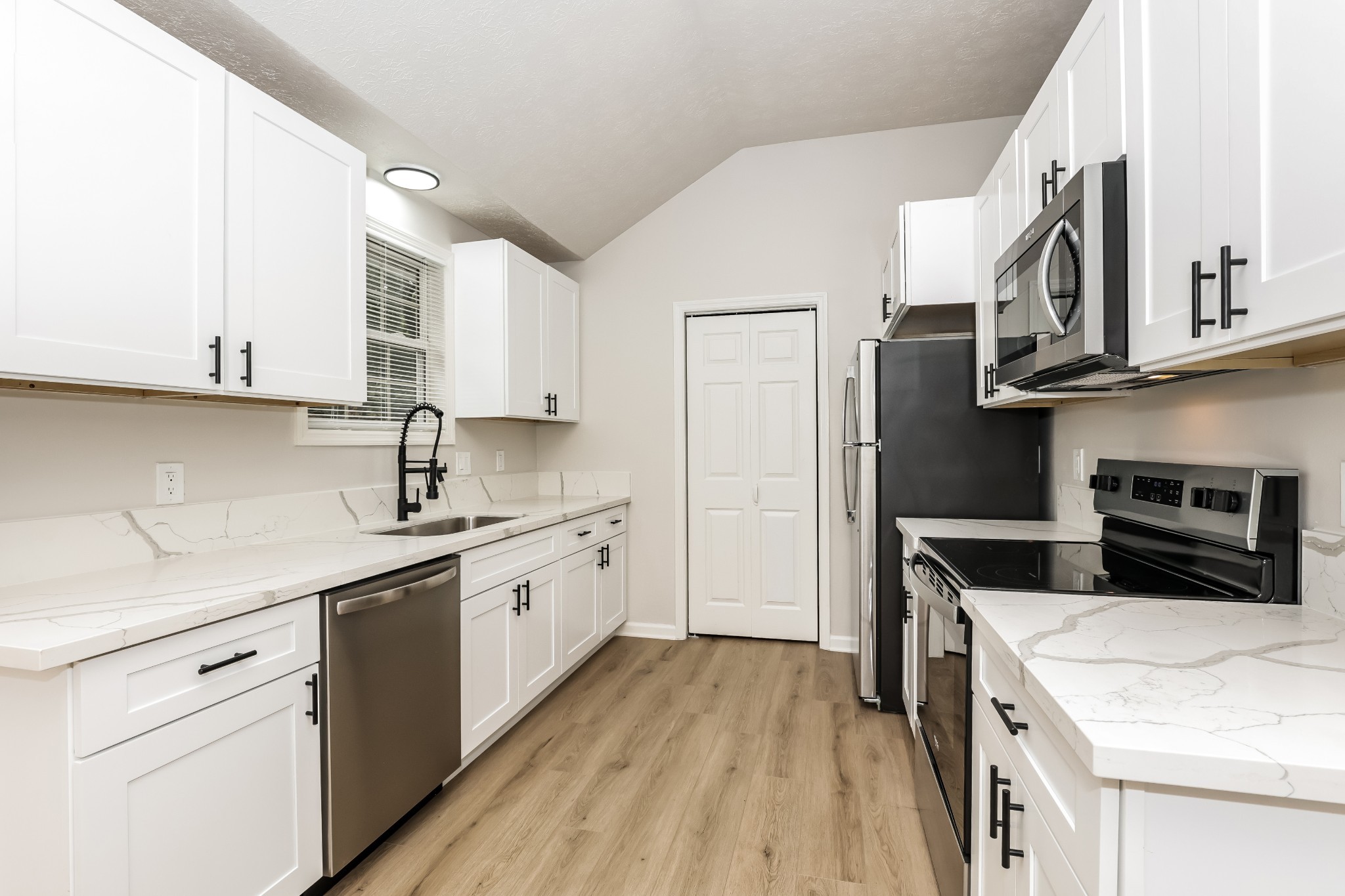 1008 Cheyenne Trace Madison, TN 37115 - Photo 6 of 16