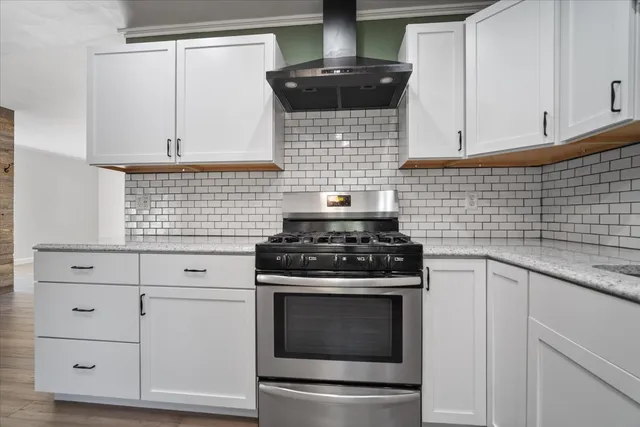 $195,000 | 8095 North 2000 East Road, Downs, IL 61736