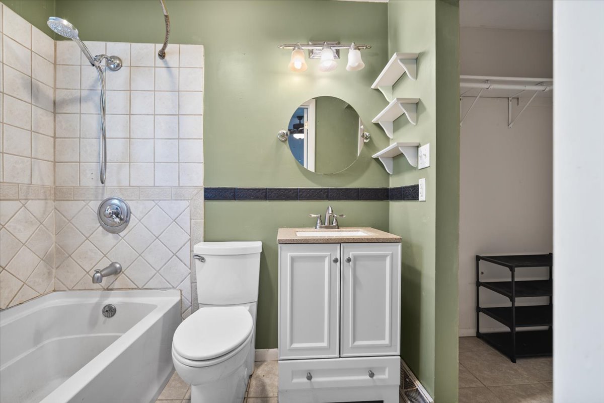 8095 North 2000 East Road Downs, IL 61736 - Photo 22 of 25