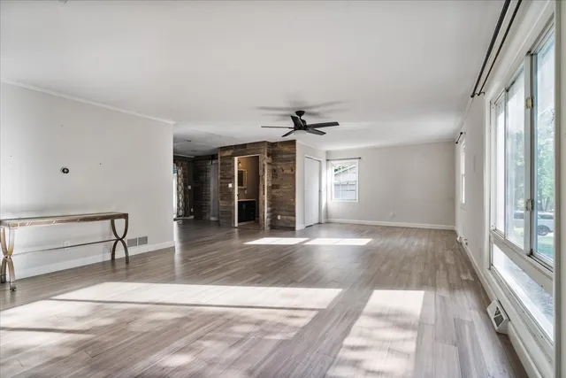 $195,000 | 8095 North 2000 East Road, Downs, IL 61736