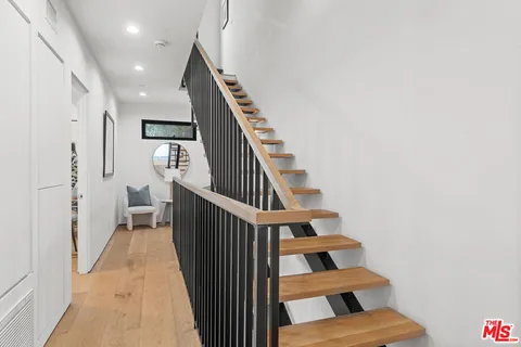$2,349,000 | 11702 Charnock Road, Los Angeles, CA 90066