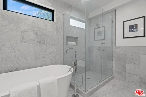 $2,349,000 | 11702 Charnock Road, Los Angeles, CA 90066