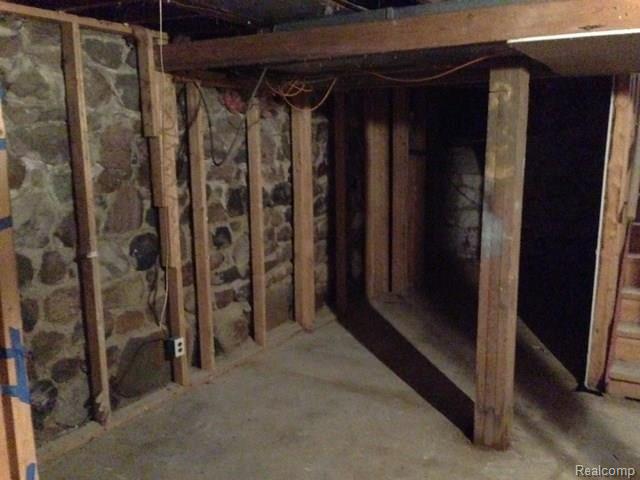 1640 County Farm Road Howell, MI 48843 - Photo 26 of 38 Michigan basement