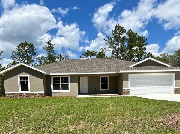 $319,000 | 8121 Southwest 202nd Terrace, Dunnellon, FL 34431