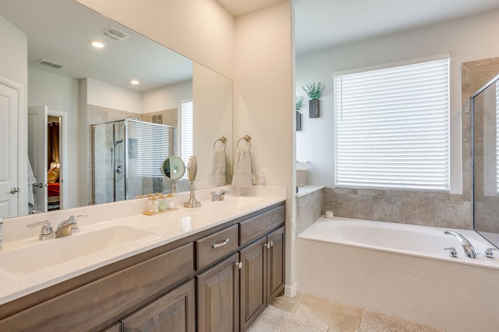 432 Windsail Lane Azle, TX 76020 - Photo 19 of 38 Gallery Image 19