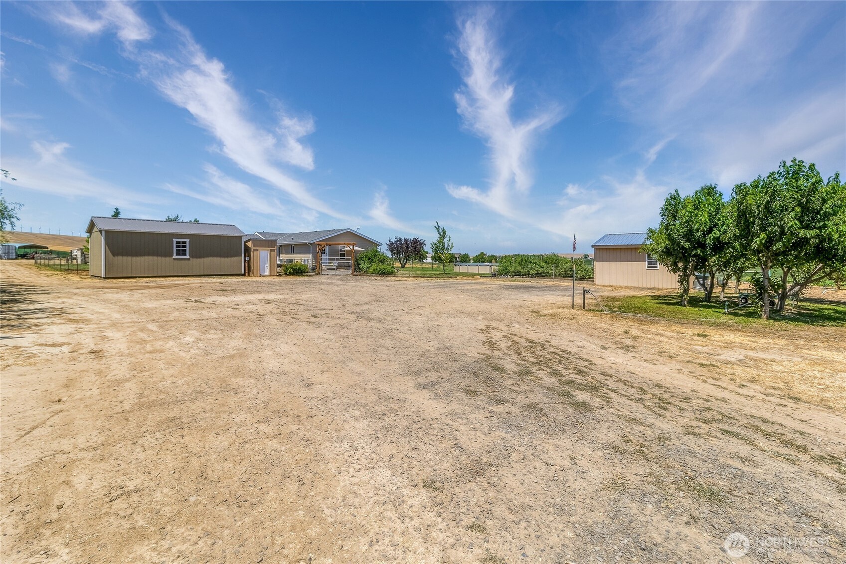 1247 Watson Loop Touchet, WA 99360 - Photo 37 of 40