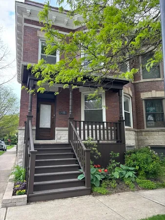 $695,000 | 5401 South Maryland Avenue, Chicago, IL 60615