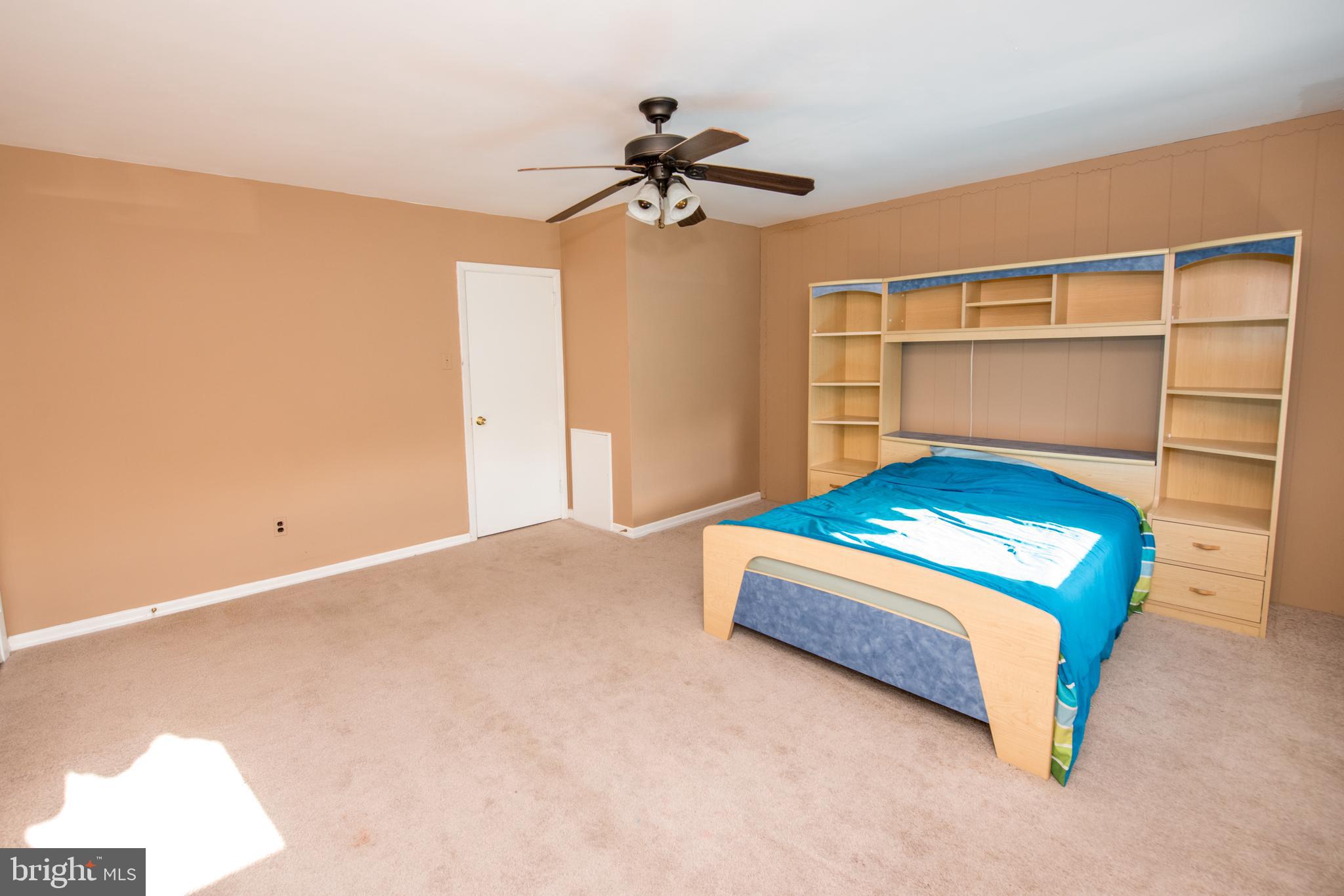 3607 Newberry Road Philadelphia, PA 19154 - Photo 15 of 29 Main bedroom