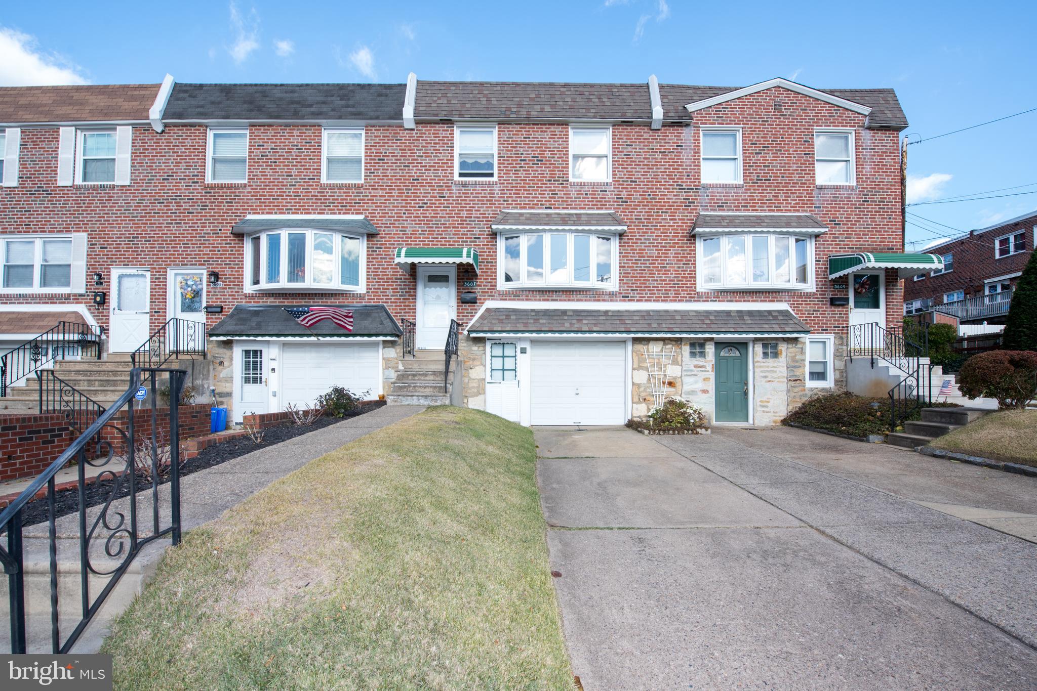 3607 Newberry Road Philadelphia, PA 19154 - Photo 5 of 29 Gallery Image 5