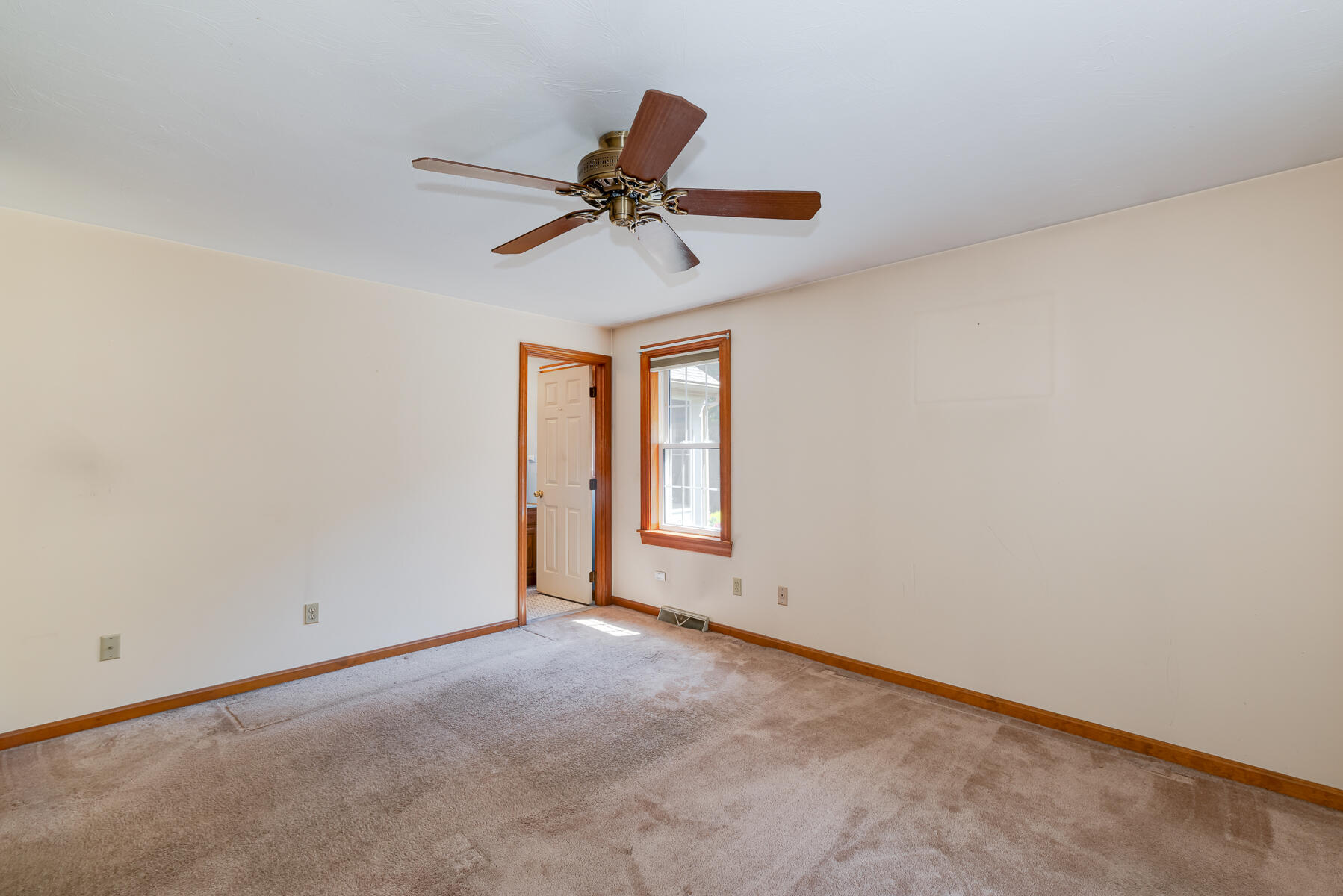 2 Bourne Hay Road Sandwich, MA 02563 - Photo 26 of 33 2 Bourne Hay-75