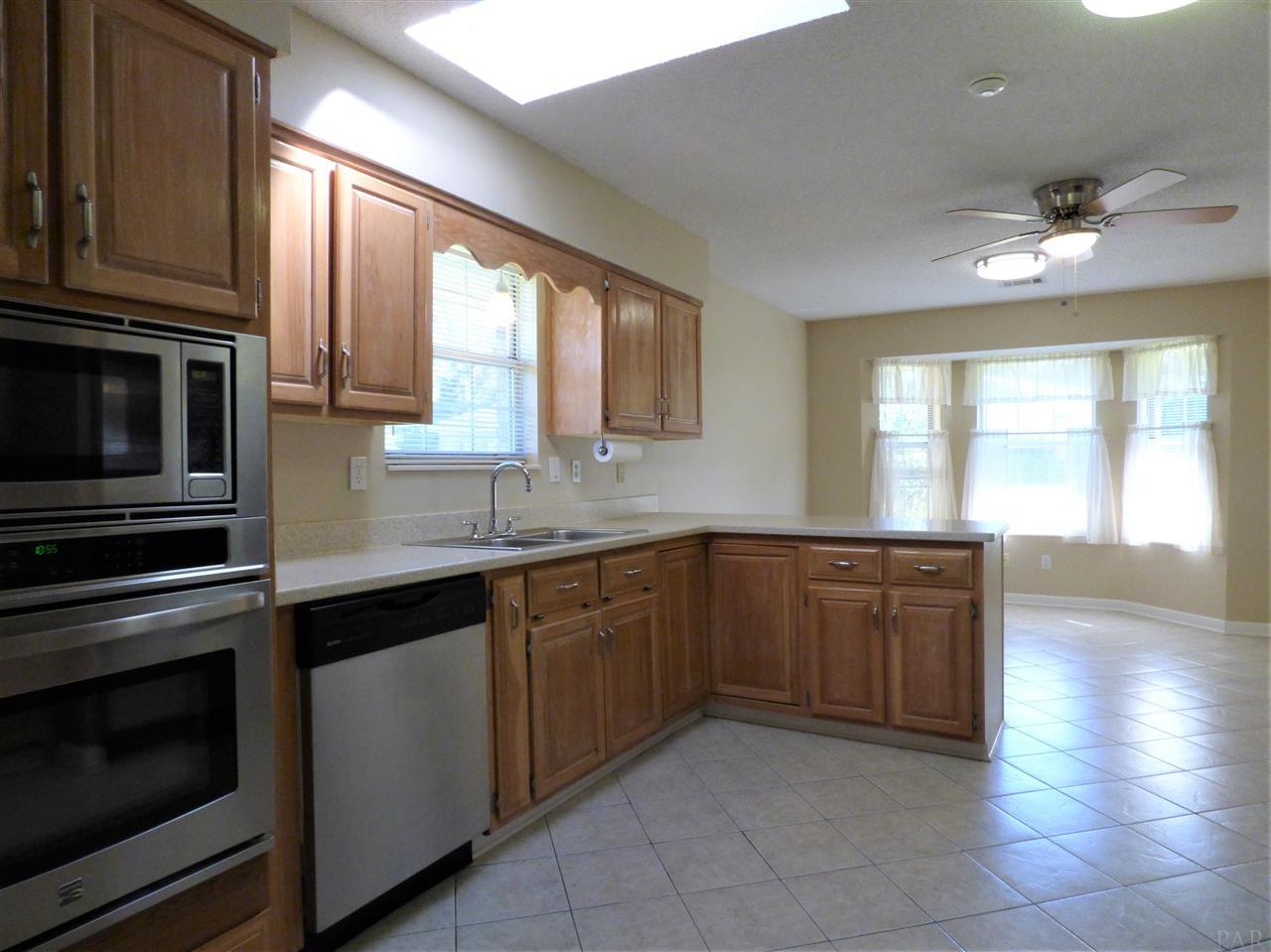 5900 Loop Road Pace, FL 32571 - Photo 4 of 49