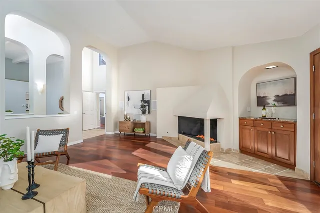 $2,295,000 | 527 Avenida Buenos Aires, San Clemente, CA 92672