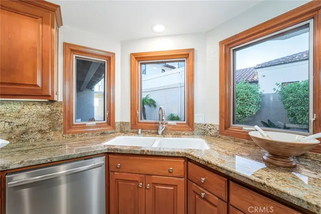 $2,295,000 | 527 Avenida Buenos Aires, San Clemente, CA 92672