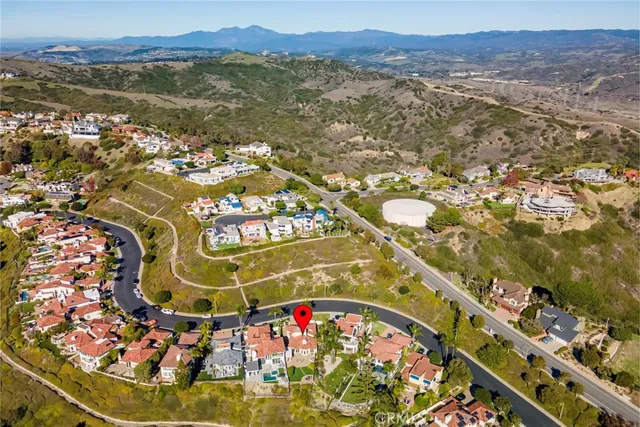 $2,295,000 | 527 Avenida Buenos Aires, San Clemente, CA 92672