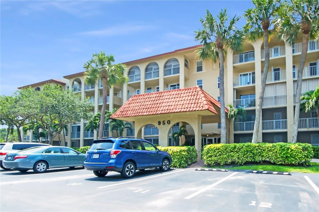950 Ponce De Leon Road, Unit 111 Boca Raton, FL 33432 - Photo 29 of 40 Photo 29