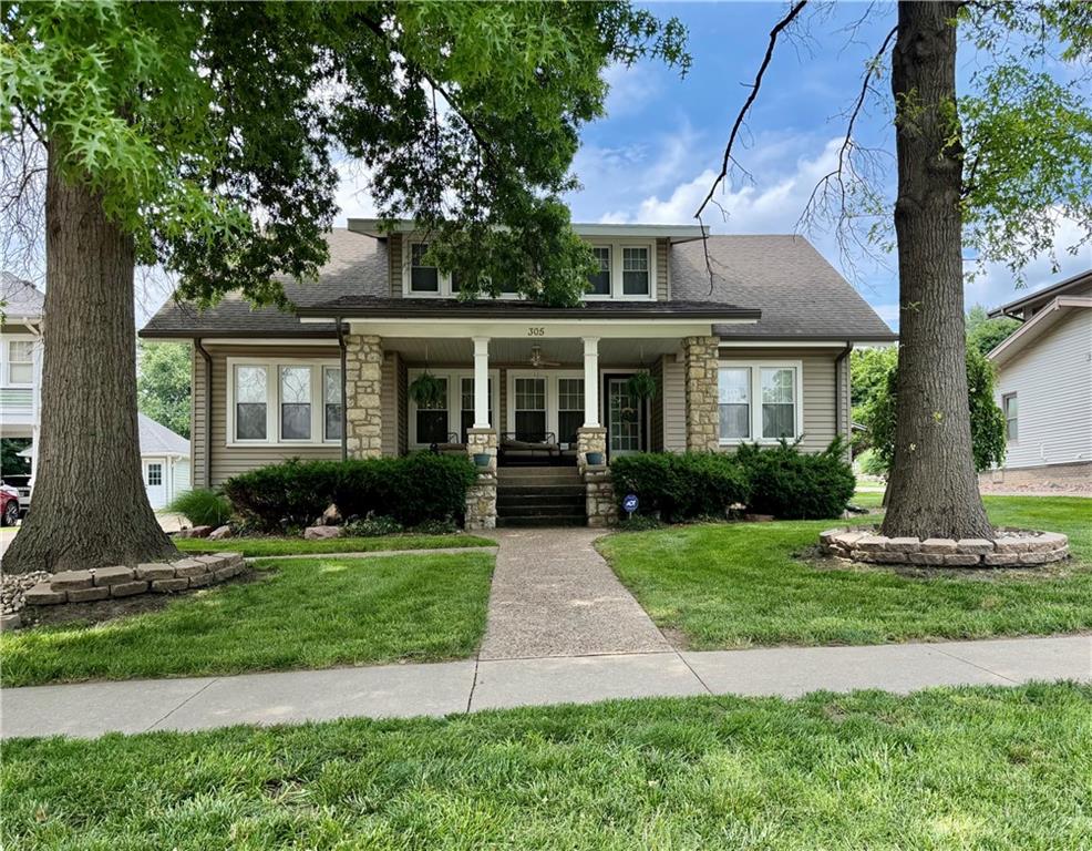 305 Fremont Street Wathena, KS 66090 - Photo 2 of 25