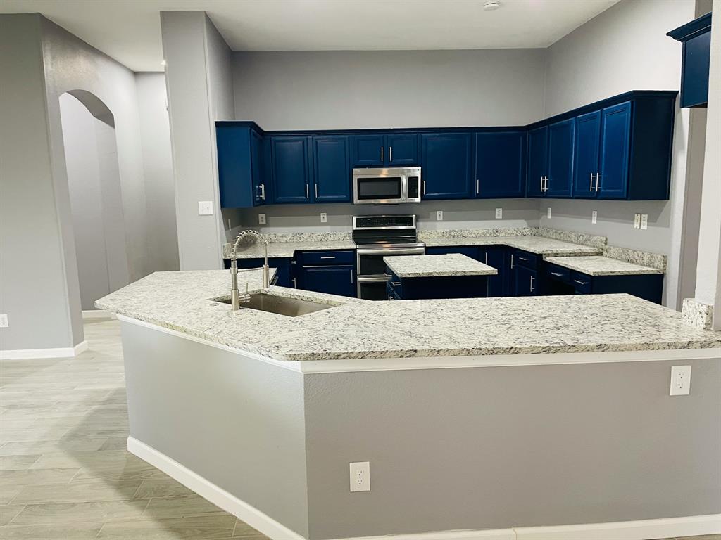 4513 Normandy Way Grand Prairie, TX 75052 - Photo 19 of 40