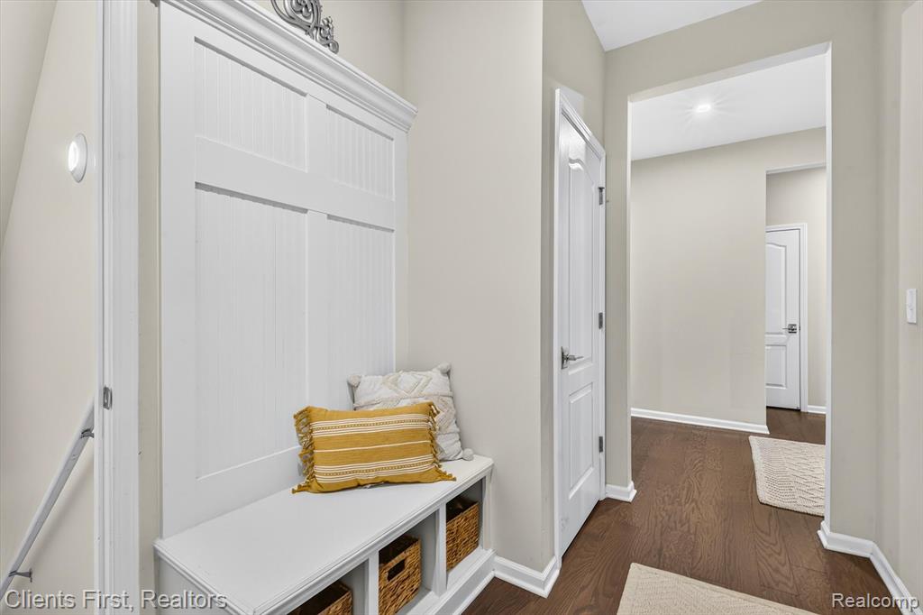 4699 Bingham Road Canton, MI 48188 - Photo 46 of 62