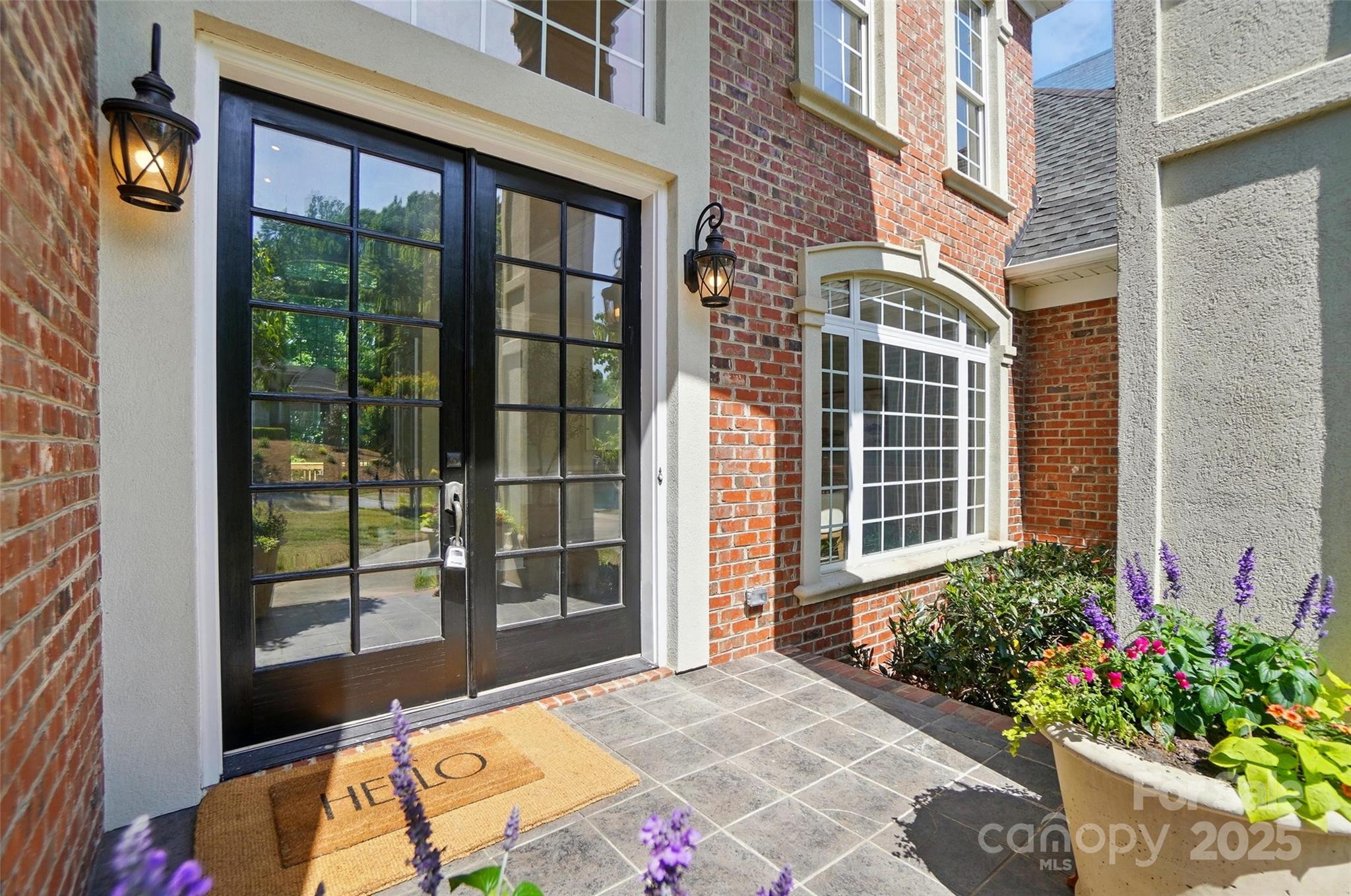 16216 Woolwine Road Charlotte, NC 28278 - Photo 3 of 48 Gallery Image 3