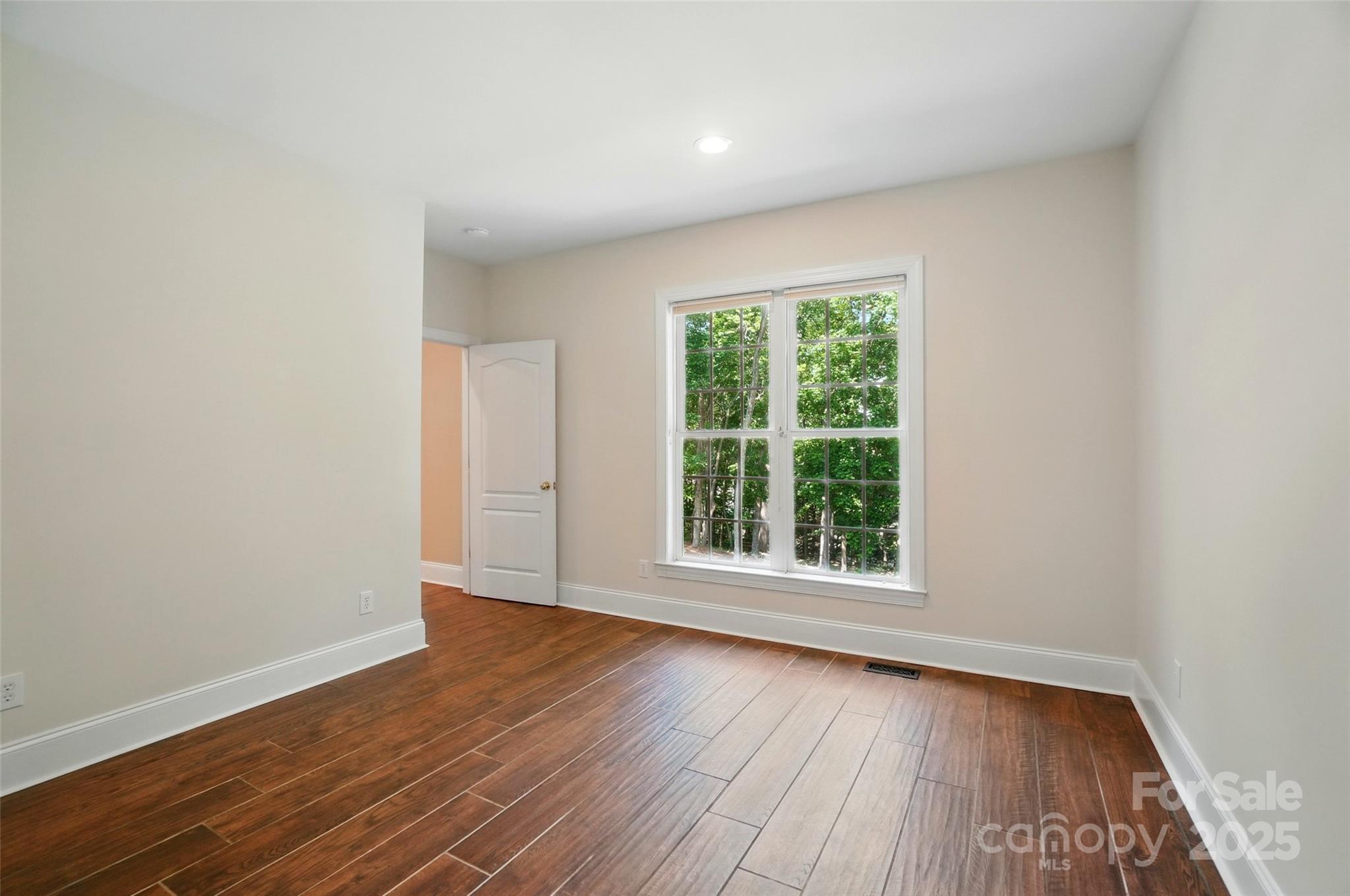 16216 Woolwine Road Charlotte, NC 28278 - Photo 33 of 48 Gallery Image 33