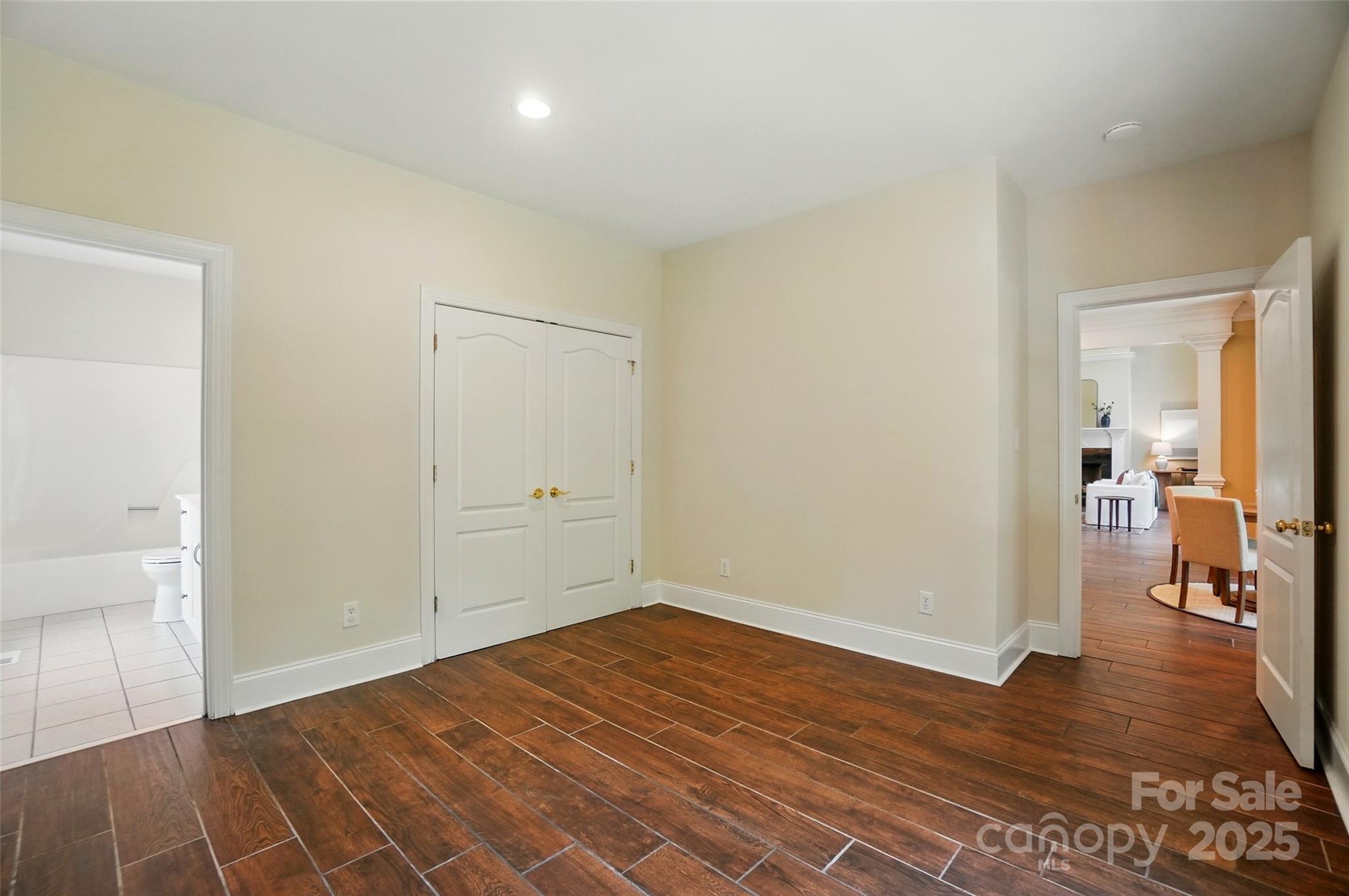 16216 Woolwine Road Charlotte, NC 28278 - Photo 34 of 48 Gallery Image 34