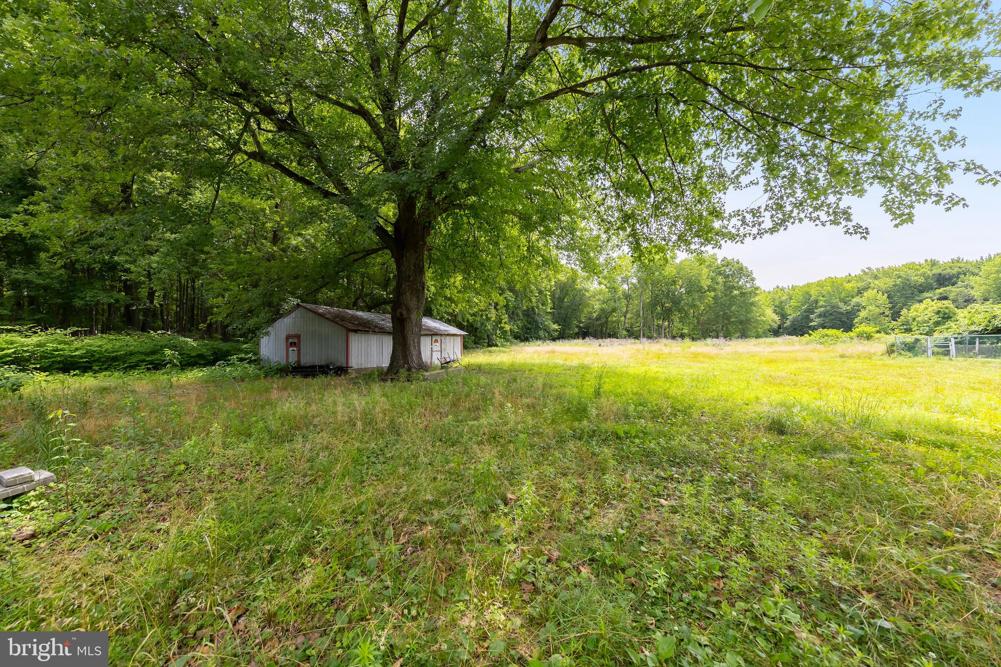 441 South Pennsville Auburn Road Carneys Point, NJ 08069 - Photo 6 of 25