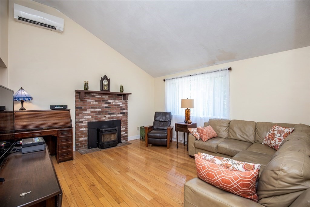 173 A Thatcher Road Rockport, MA 01966 - Photo 12 of 42