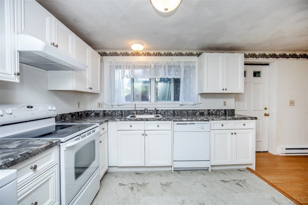173 A Thatcher Road Rockport, MA 01966 - Photo 27 of 42