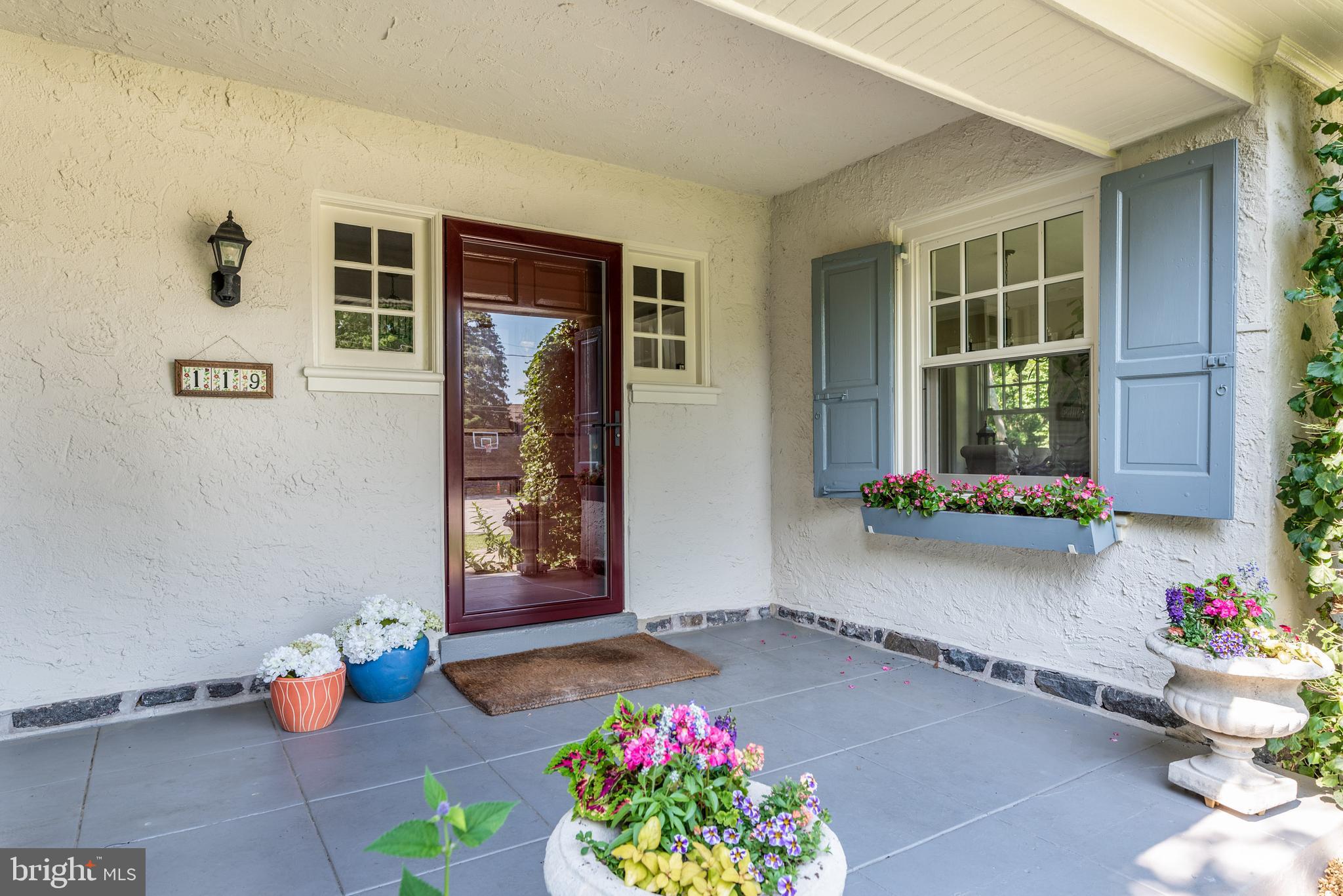 119 Cambria Court Wayne, PA 19087 - Photo 5 of 37