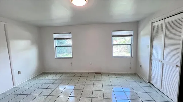 $2,500 | 2421 Laura Place, Orlando, FL 32803