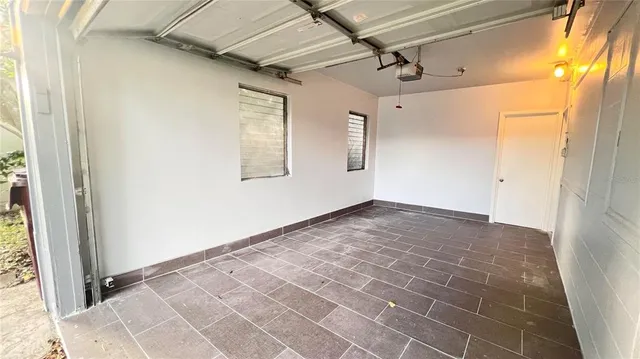 $2,500 | 2421 Laura Place, Orlando, FL 32803