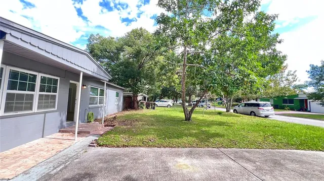 $2,500 | 2421 Laura Place, Orlando, FL 32803